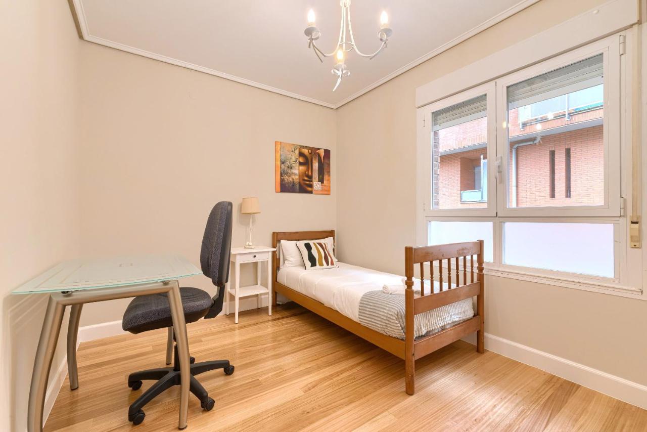 Vivienda Turistica Reformada En Zona Residencial Con Garaje Y Wifi Leilighet Bilbao Eksteriør bilde